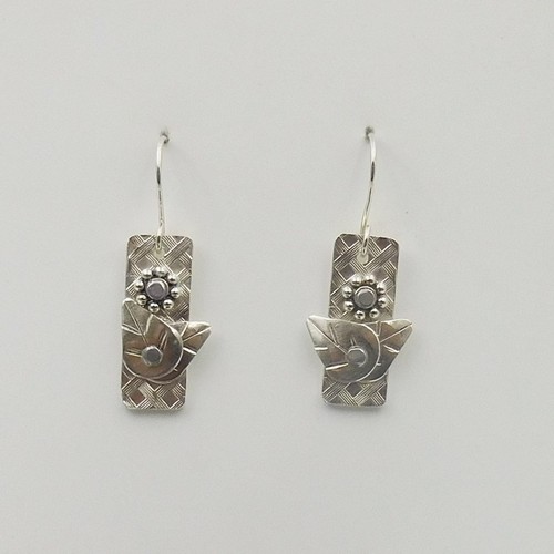 Click to view detail for DKC-1161 Earrings  Flower Garden $76